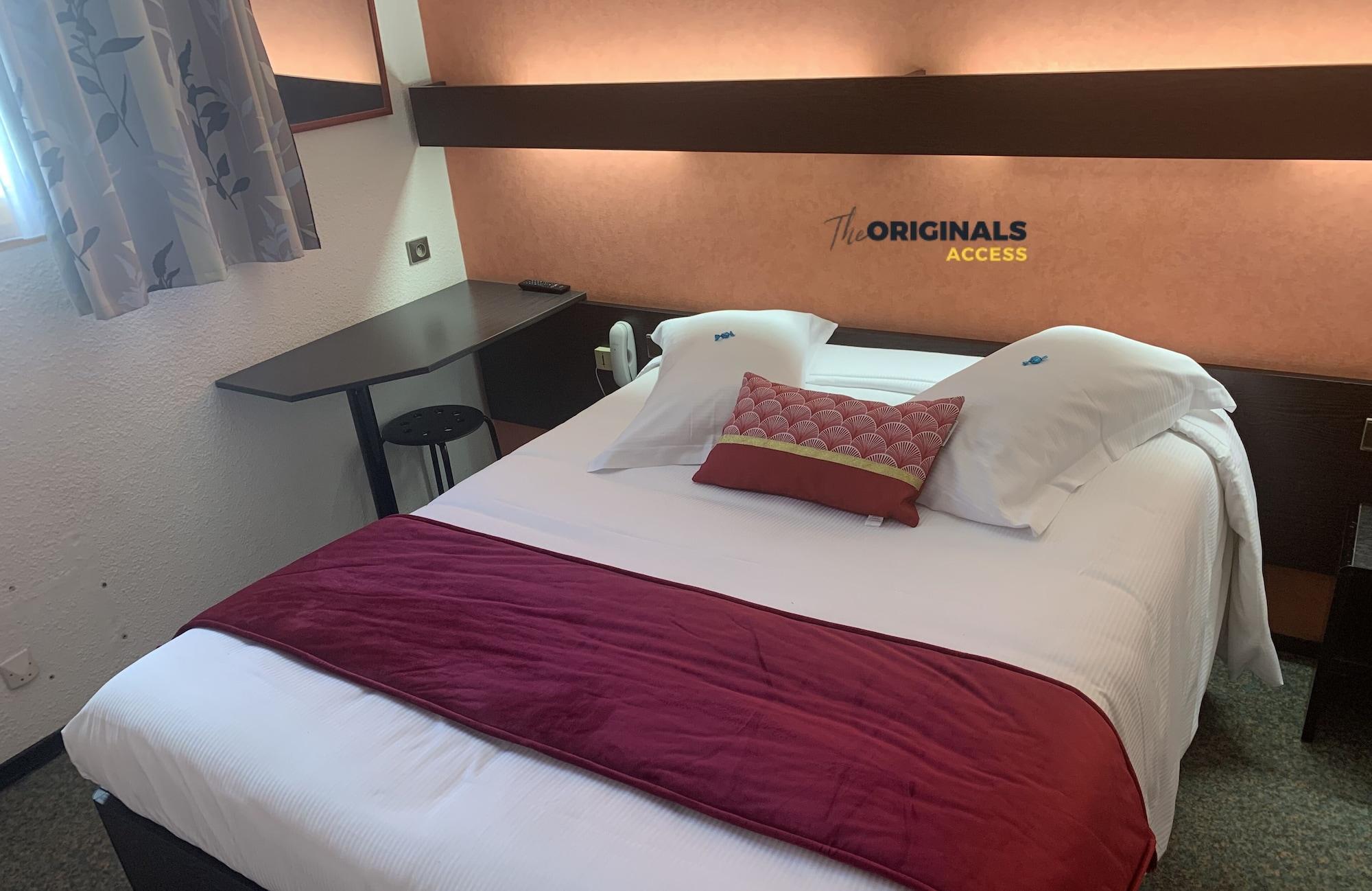 Hotel The Originals Access Bourges Nord Saint-Doulchard Esterno foto