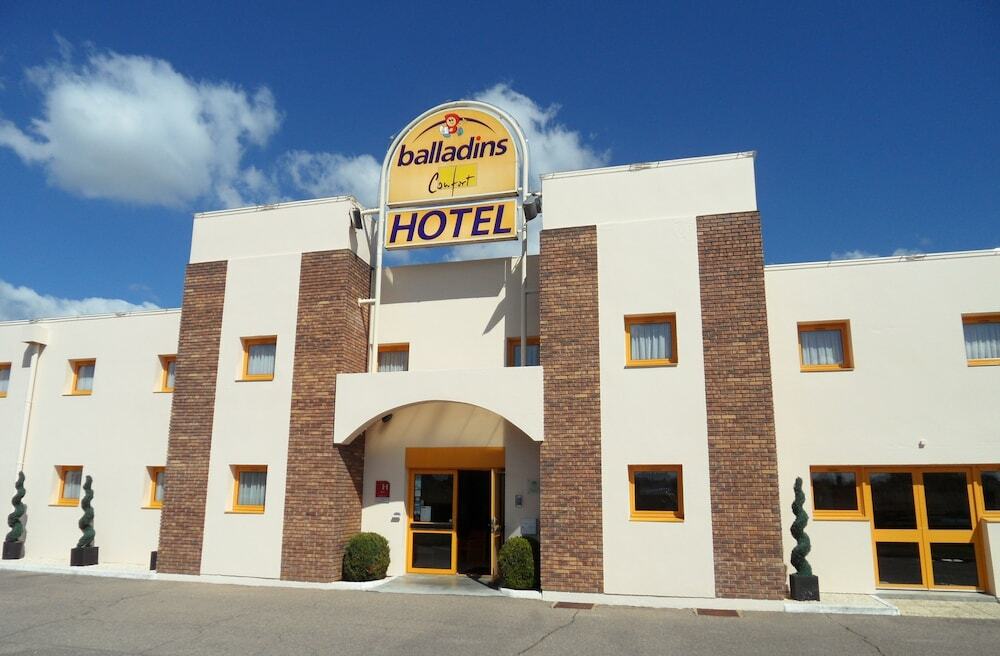 Hotel The Originals Access Bourges Nord Saint-Doulchard Esterno foto